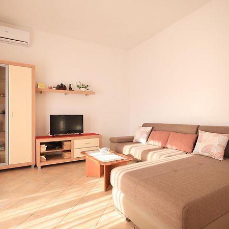 Apartments Ana Petrčane Exterior foto