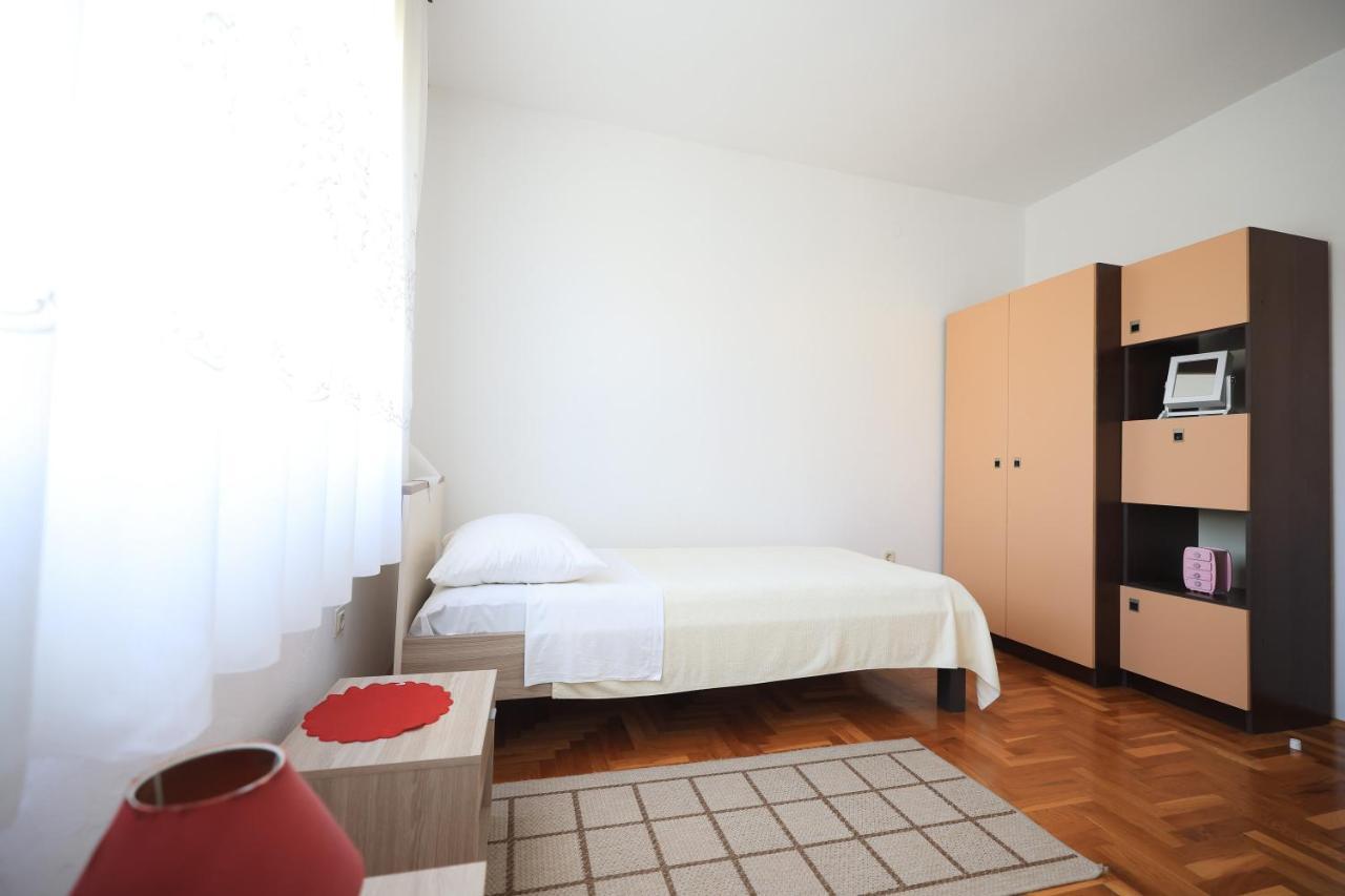 Apartments Ana Petrčane Exterior foto